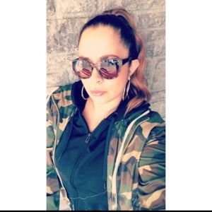 Meet your Posher, Zoe